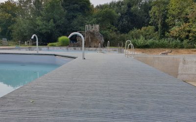 Ste­ge in Natur­frei­bä­dern